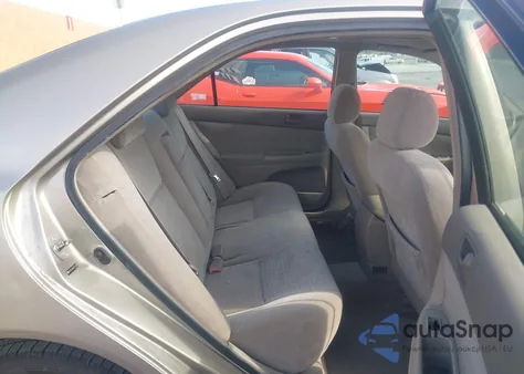 2004 Toyota Camry Le from USA, damaged, VIN JTDBE32K440277346